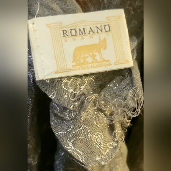 Romano  Ridolfi silver floral shawl - Picture 3 of 5